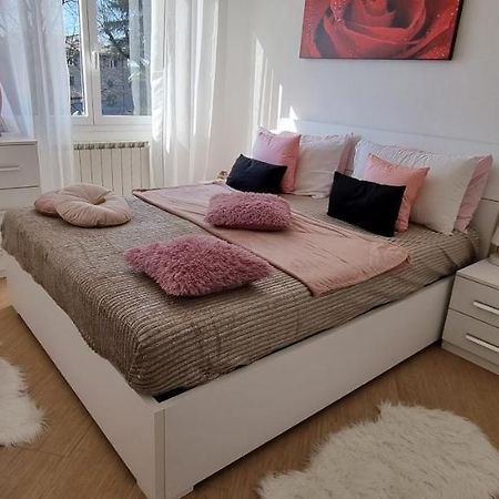 Lovely Apartment Бергамо Екстериор снимка