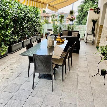 Lovely Apartment Бергамо Екстериор снимка