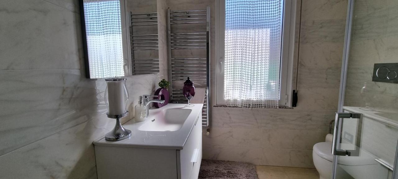 Lovely Apartment Бергамо Екстериор снимка